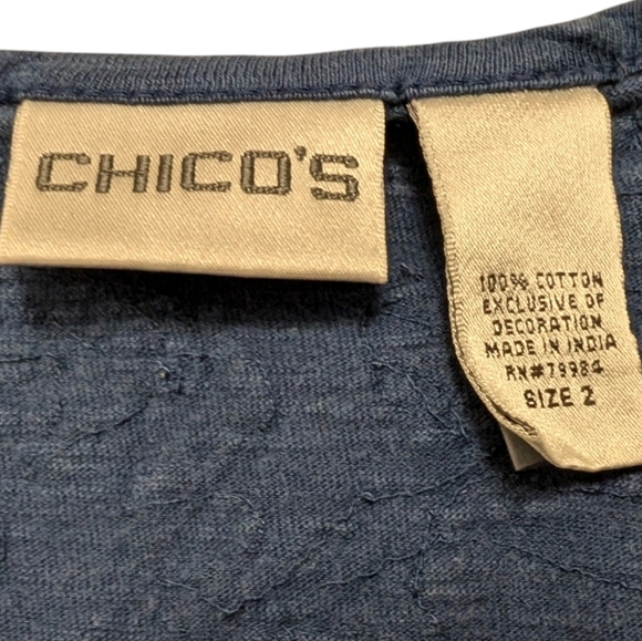 CHICOS Embellished Denim Blue Top Cotton Scooped Neck Elbow Sleeve Navy Tee Sz2 - Picture 4 of 7